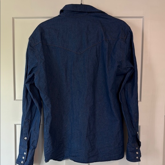 Wrangler Indigo Button-Up Shirt sz m - Picture 5 of 6